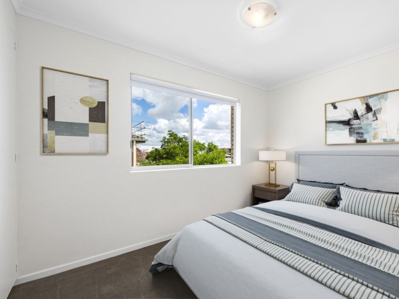 6/24 Raby Road, Coorparoo QLD 4151