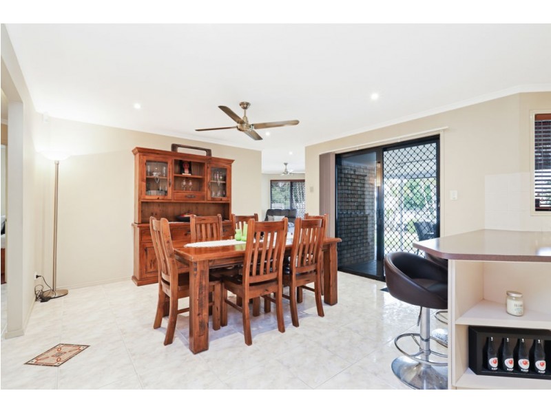 1 Apsley Crescent, Parkinson QLD 4115