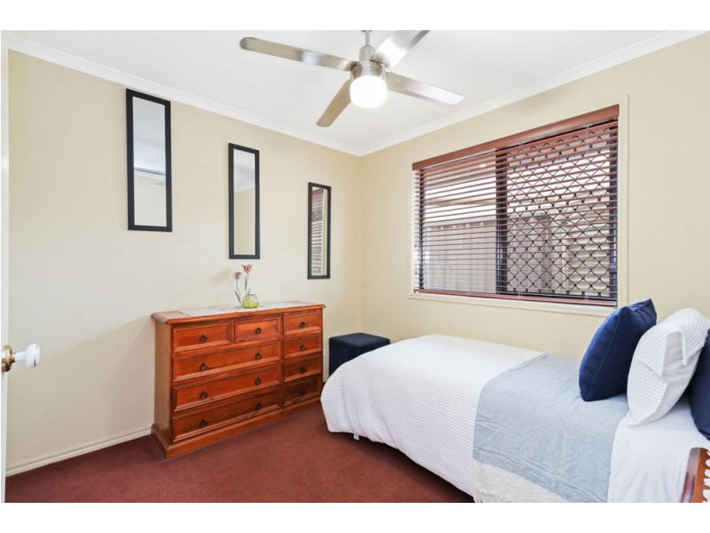 1 Apsley Crescent, Parkinson QLD 4115