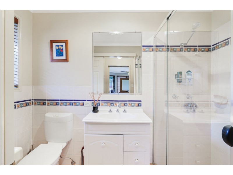 1 Apsley Crescent, Parkinson QLD 4115