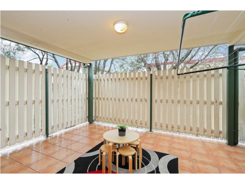 7/15 Vera Street, Greenslopes QLD 4120