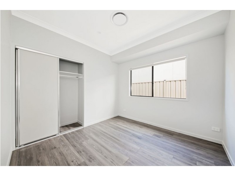 33 Whitehaven Street, Pallara QLD 4110