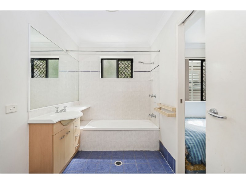 4/24 Thynne Road, Morningside QLD 4170