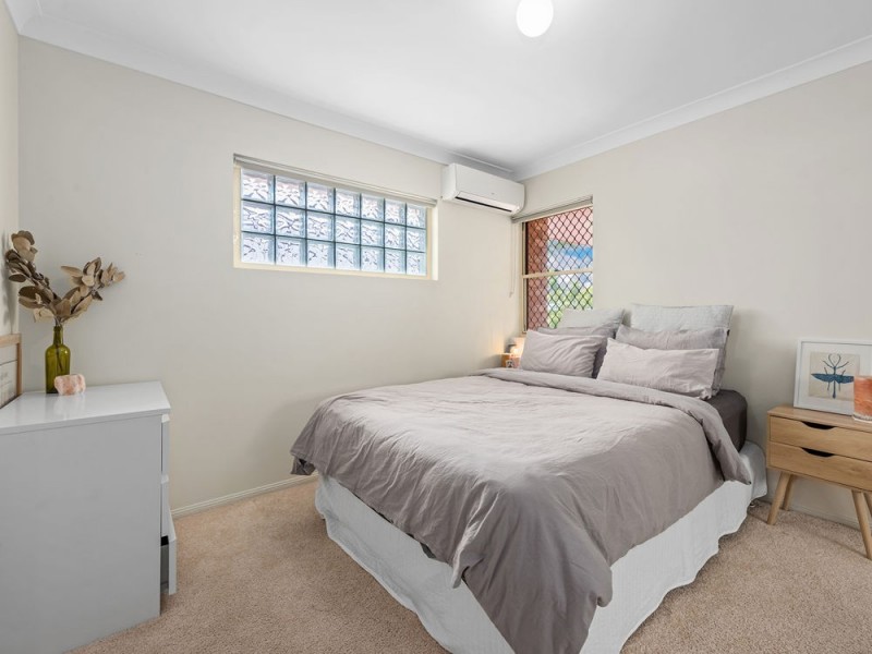 1/64 Miles Street, Hawthorne QLD 4171