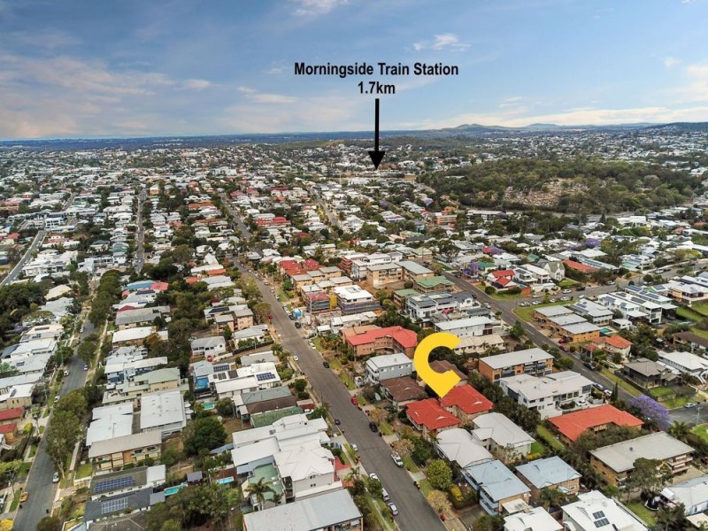 1/64 Miles Street, Hawthorne QLD 4171