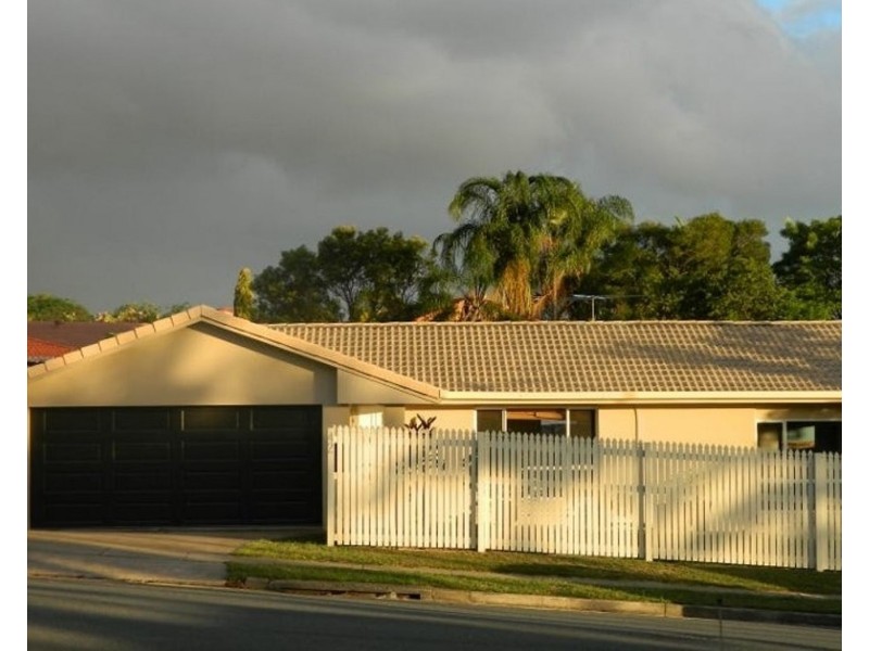 42 Chateau Street, Calamvale QLD 4116