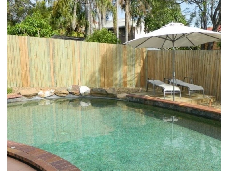 42 Chateau Street, Calamvale QLD 4116