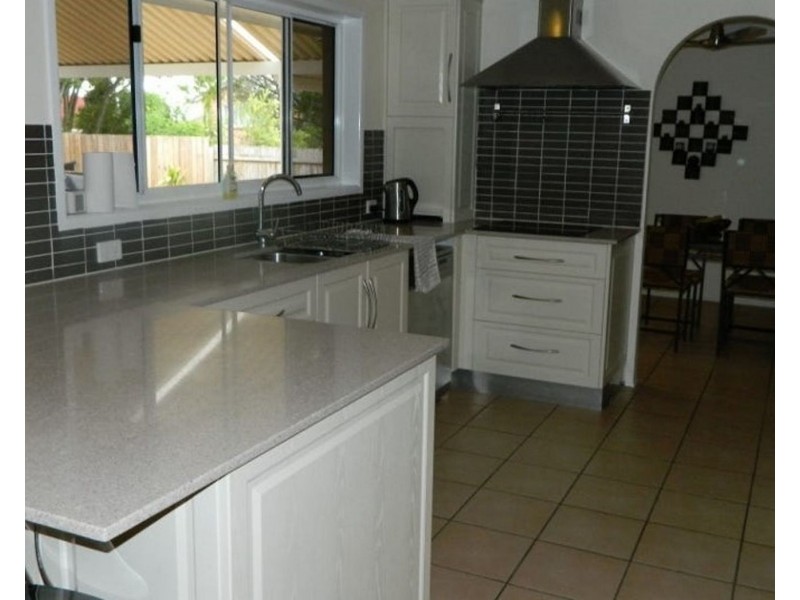 42 Chateau Street, Calamvale QLD 4116