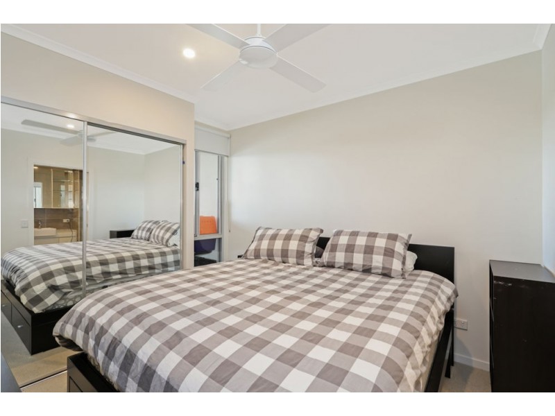 153/986 Wynnum Rd, Cannon Hill QLD 4170