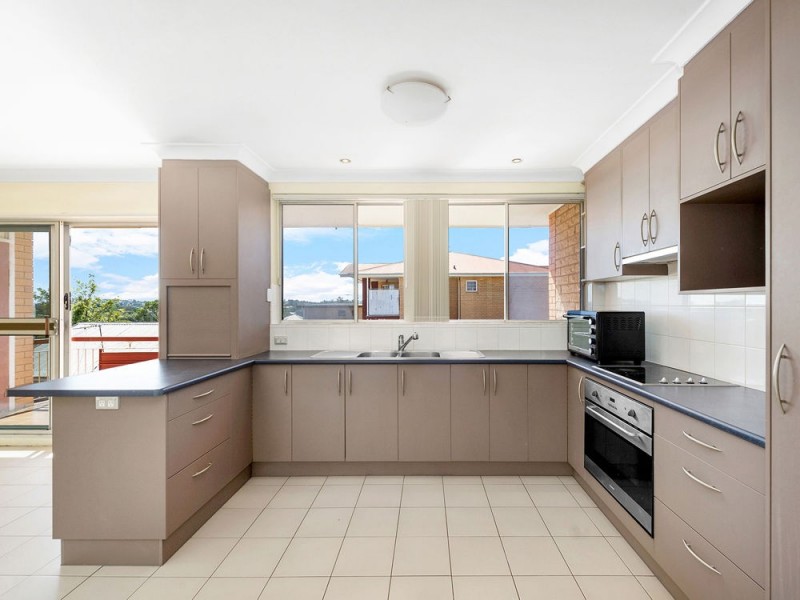 5/31 Ninth Avenue, Coorparoo QLD 4151