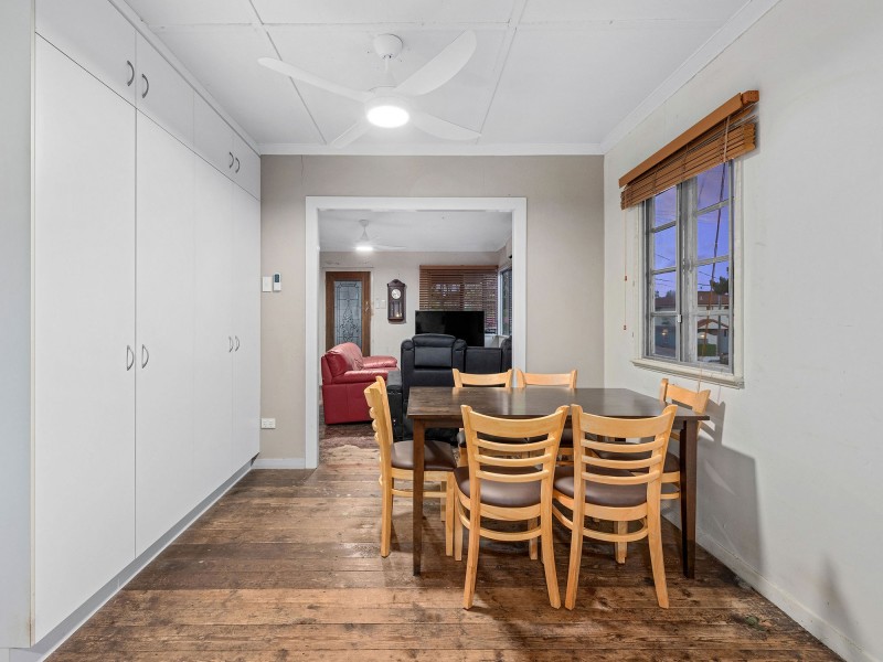 1169 Cavendish Road, Mount Gravatt East QLD 4122