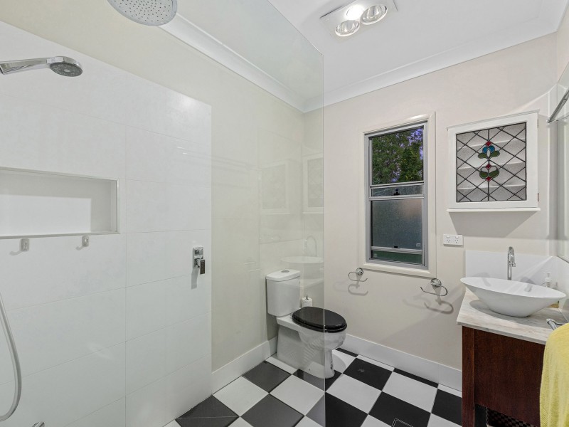 1169 Cavendish Road, Mount Gravatt East QLD 4122