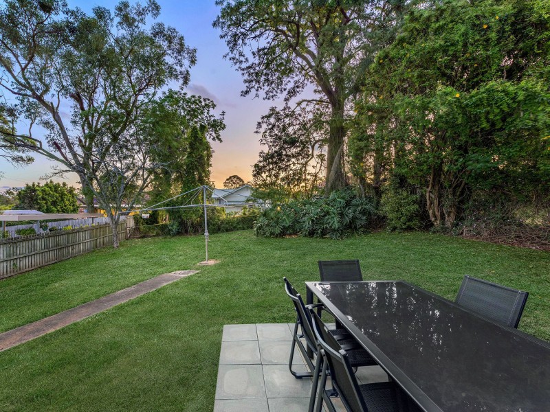 1169 Cavendish Road, Mount Gravatt East QLD 4122