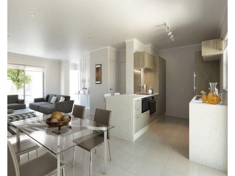 1/200 Meadowlands Rd, Carina QLD 4152