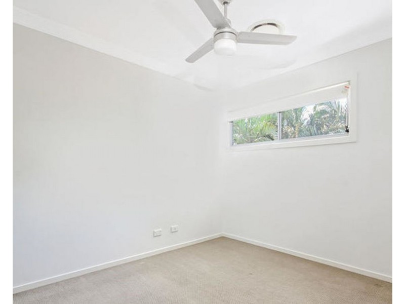 1/200 Meadowlands Rd, Carina QLD 4152