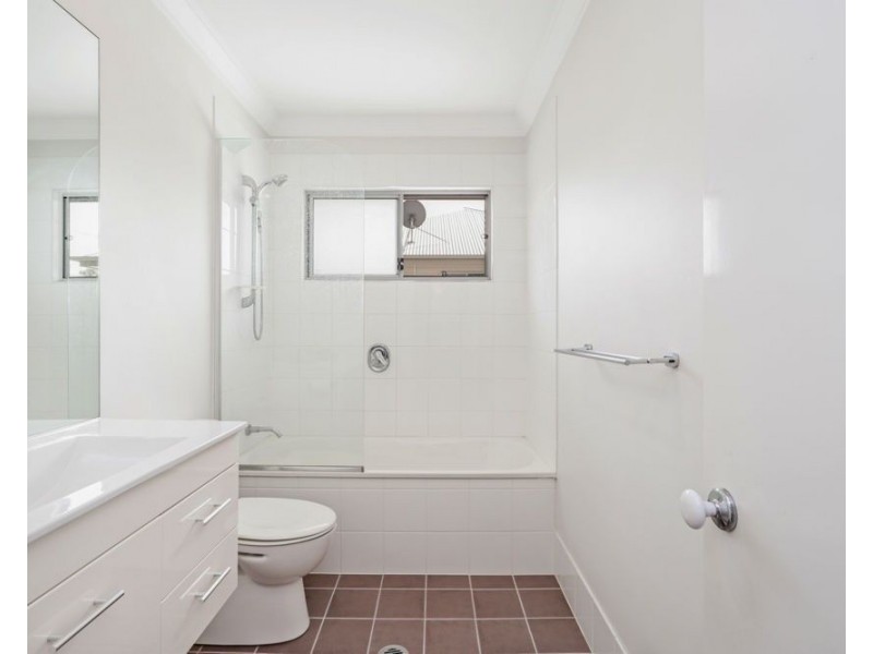 1/200 Meadowlands Rd, Carina QLD 4152