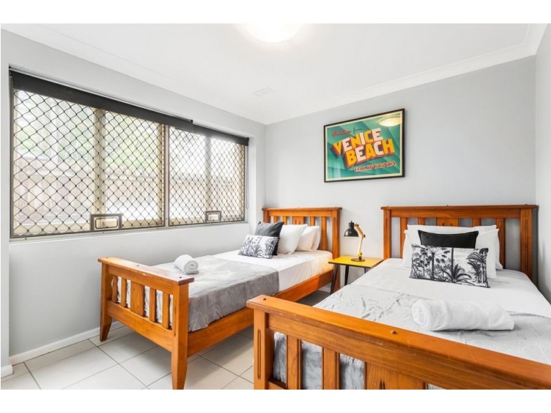 25 Thornton Street, Surfers Paradise QLD 4217