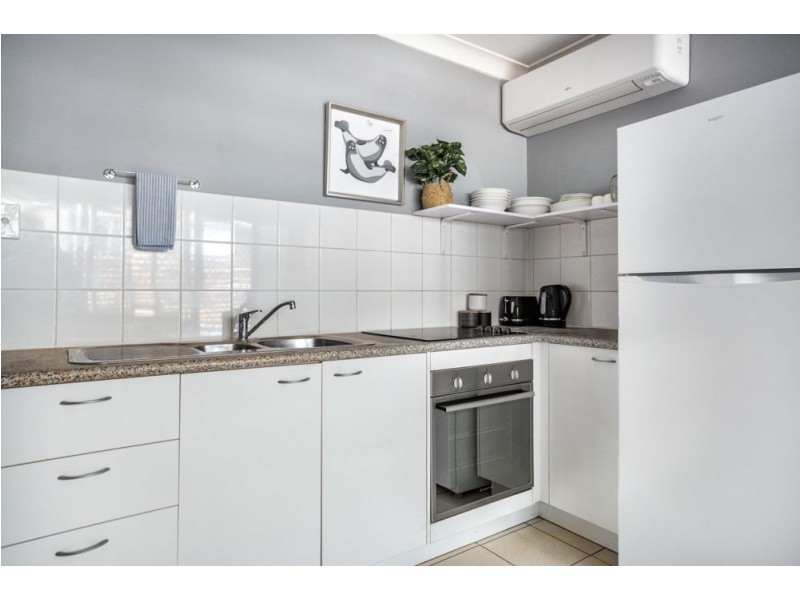 25 Thornton Street, Surfers Paradise QLD 4217