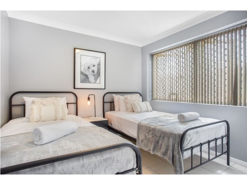 25 Thornton Street, Surfers Paradise QLD 4217