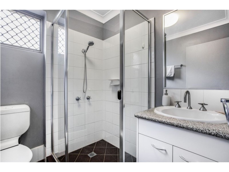 25 Thornton Street, Surfers Paradise QLD 4217