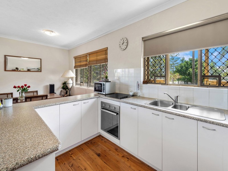 25 Thornton Street, Surfers Paradise QLD 4217