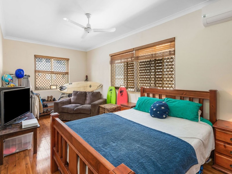 25 Thornton Street, Surfers Paradise QLD 4217