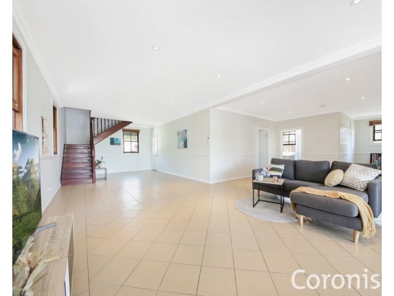 60 Delsie Street, Cannon Hill QLD 4170