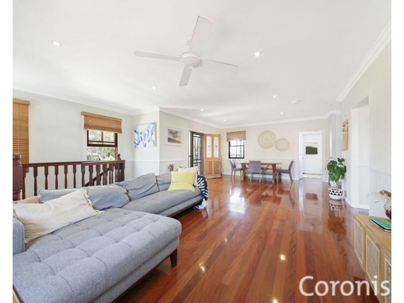 60 Delsie Street, Cannon Hill QLD 4170