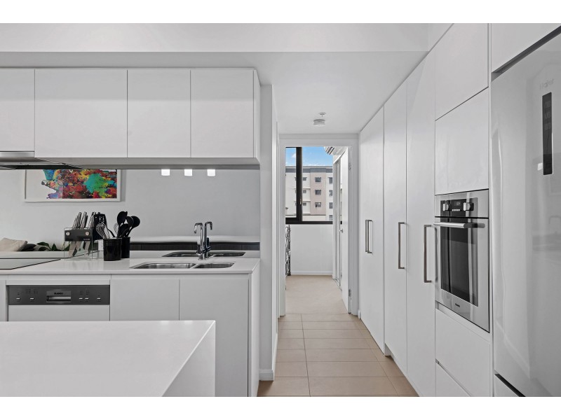 10303/300 Old Cleveland Road, Coorparoo QLD 4151