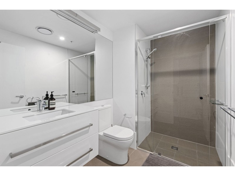 10303/300 Old Cleveland Road, Coorparoo QLD 4151