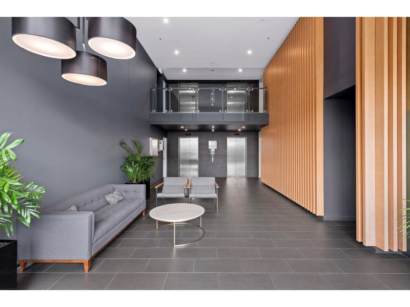 10303/300 Old Cleveland Road, Coorparoo QLD 4151