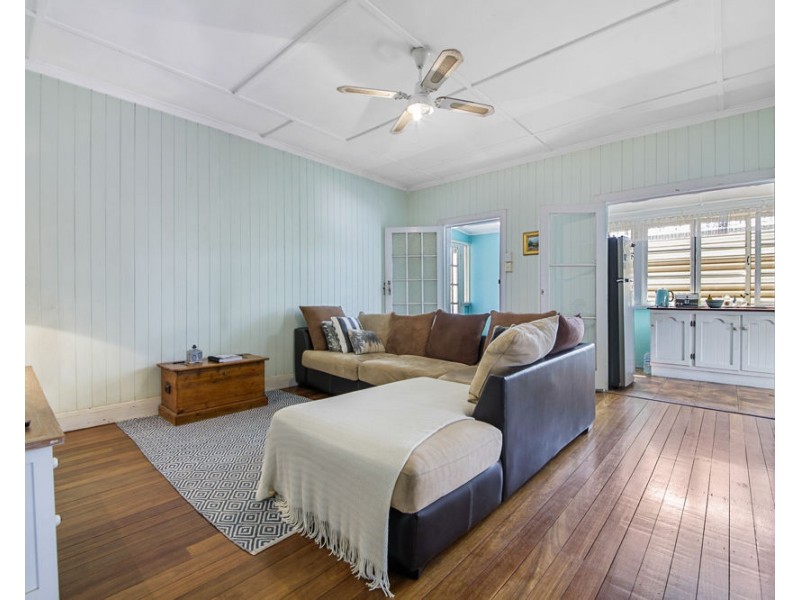 319 Stanley Road, Carina QLD 4152