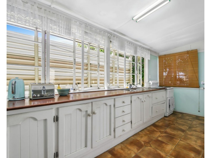 319 Stanley Road, Carina QLD 4152