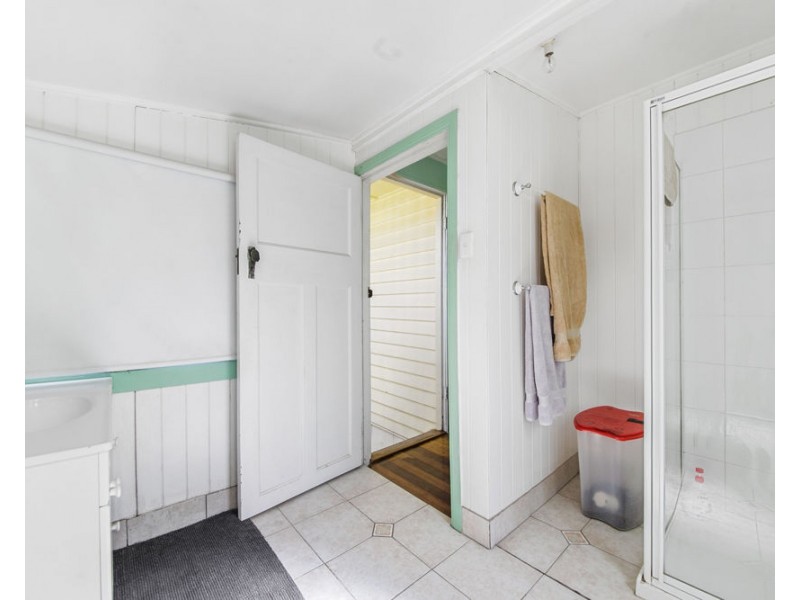 319 Stanley Road, Carina QLD 4152