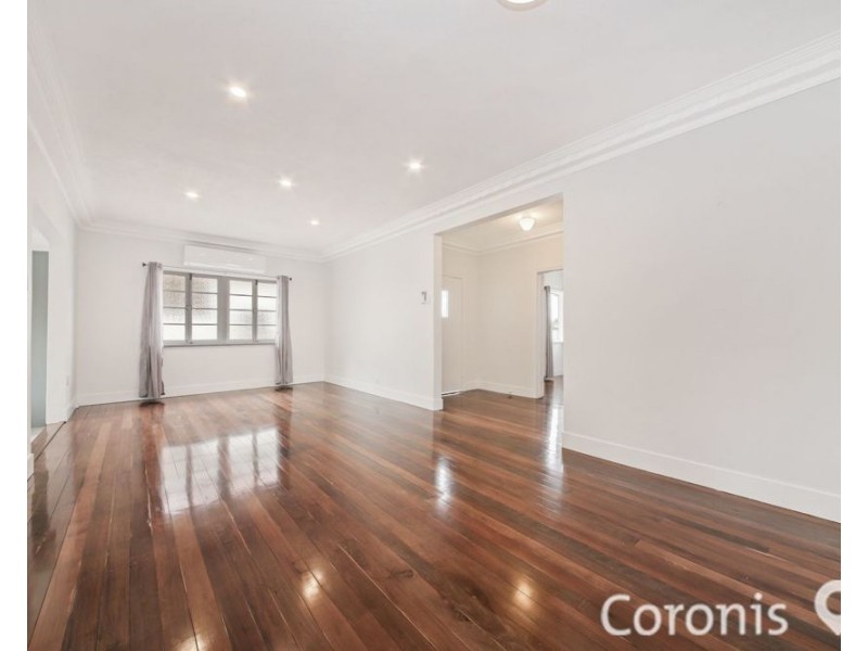 37 East Street, Camp Hill QLD 4152