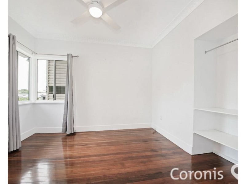 37 East Street, Camp Hill QLD 4152