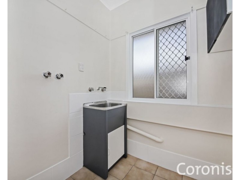 37 East Street, Camp Hill QLD 4152