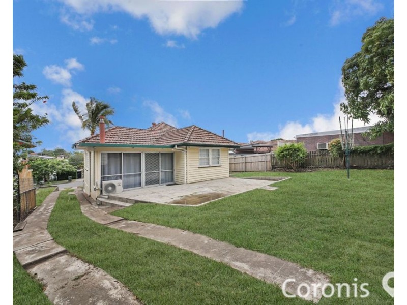 37 East Street, Camp Hill QLD 4152