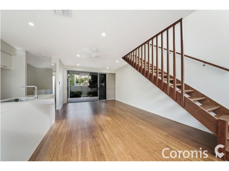 2/31 Halland Street, Camp Hill QLD 4152