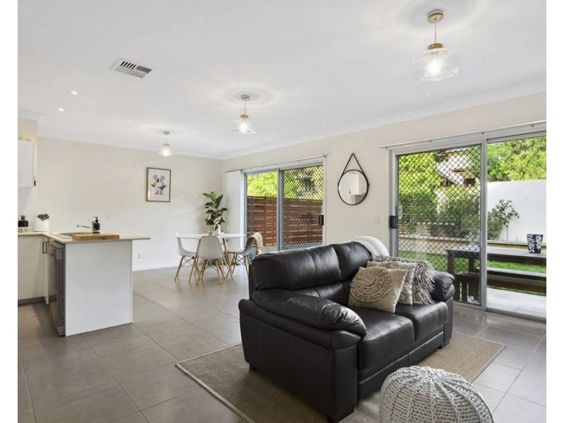 1/21 Montrose Road, Taringa QLD 4068