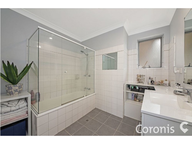 2/8 Drummond Street, Greenslopes QLD 4120