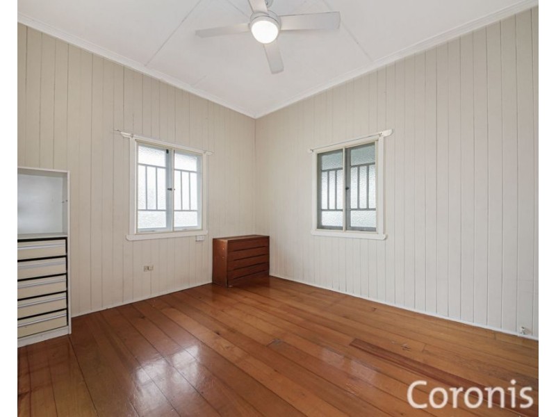 675 Old Cleveland Rd, Camp Hill QLD 4152