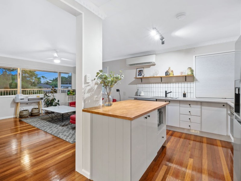 74 Amega Street, Mount Gravatt East QLD 4122