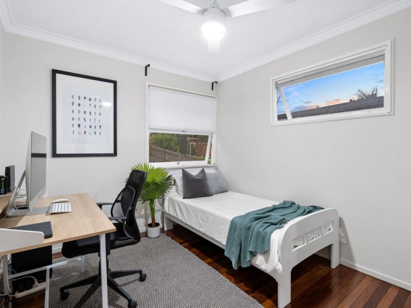 74 Amega Street, Mount Gravatt East QLD 4122