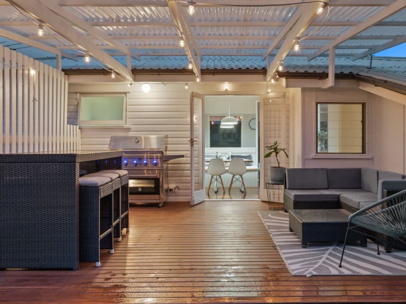 74 Amega Street, Mount Gravatt East QLD 4122