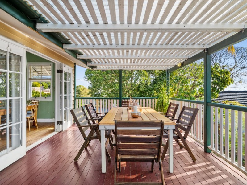 148 Oates Avenue, Holland Park QLD 4121