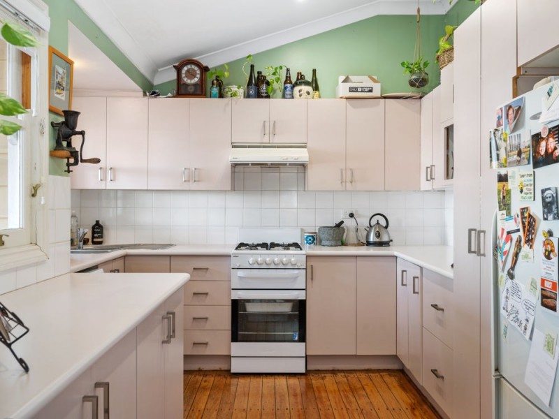 148 Oates Avenue, Holland Park QLD 4121