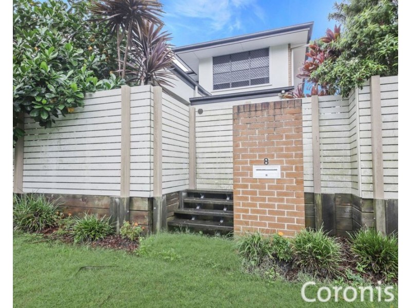 8 Worchester Crescent, Wakerley QLD 4154