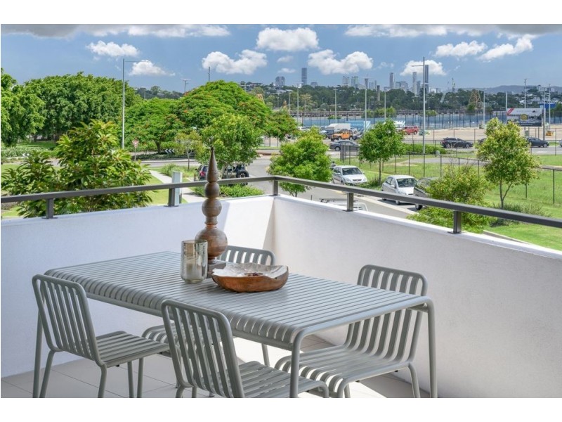 10212/320 MacArthur Ave, Hamilton QLD 4007