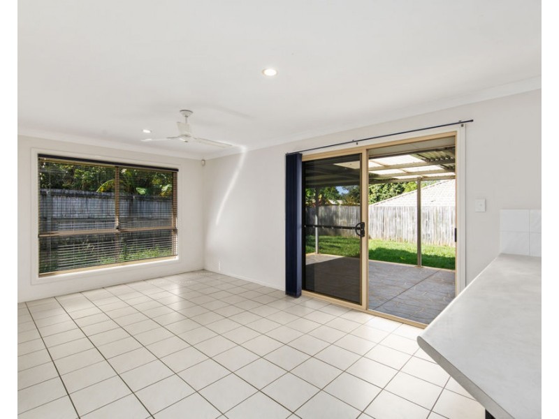 23 Adam St, Cleveland QLD 4163